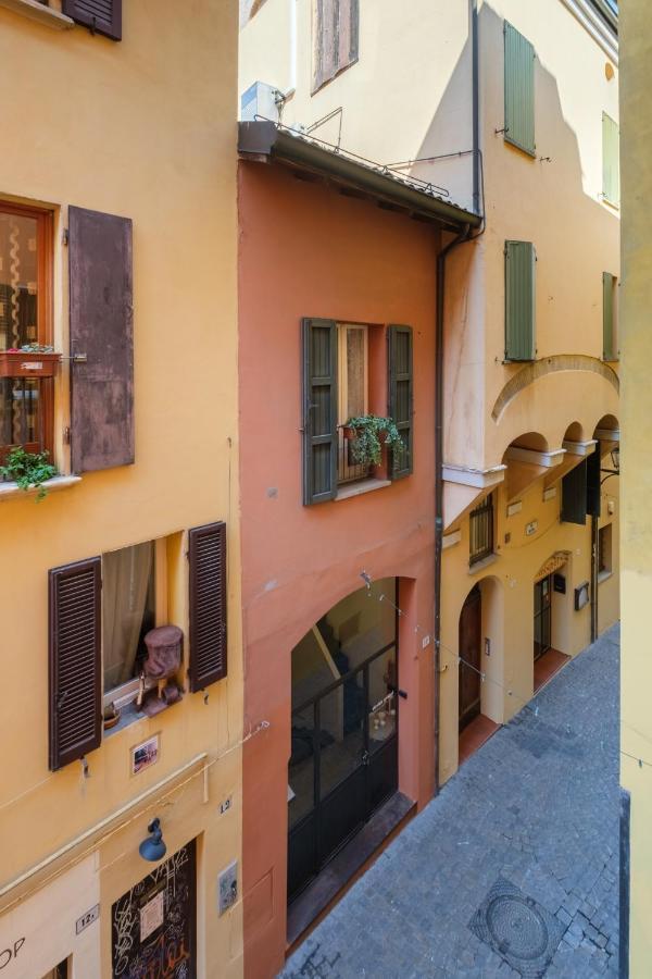 Golden Suite By Studio Vita Bolonha Exterior foto